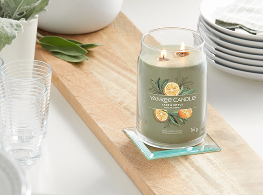 Yankee Candle Signature