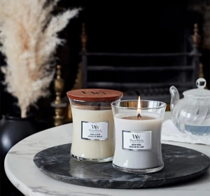 Woodwick Medium Jar Candle ароматическая свеча Vanilla Bean 275 г