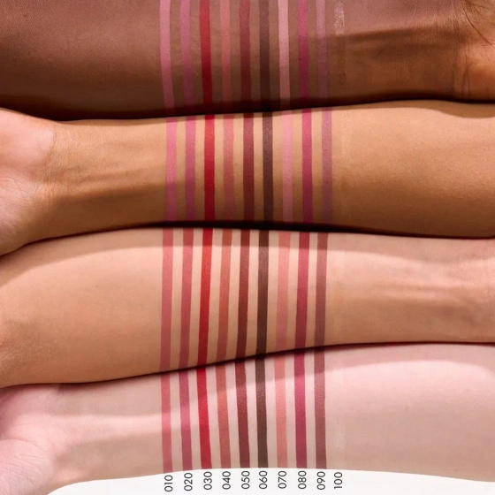 Натисніть на картинку, щоб її збільшити Catrice Gel Glide Long-Lasting Lip Liner олівець для губ 030 Left On Red 1,5 г
