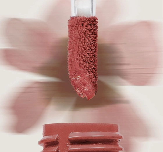 Pastel Full Bloom Lip & Blush помада и жидкие румяна 74 Frosty 4,8 мл