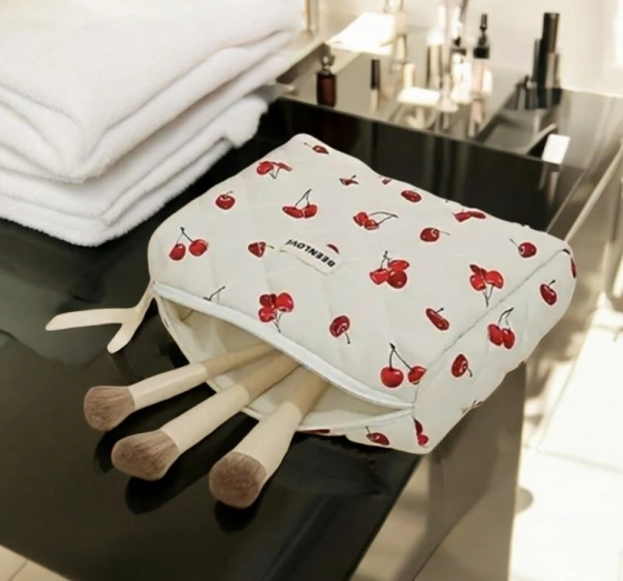 eCarla косметичка Cherries KS124