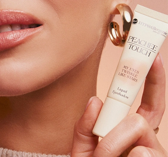 Bell HYPOAllergenic x Peachee Touch жидкие тени для век 01 My Eyes Twinkle Like Star 10 г