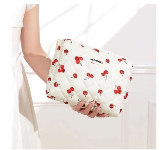 eCarla косметичка Cherries KS124