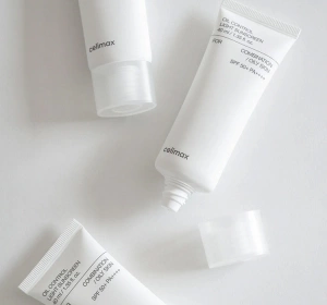 Celimax  Oil Control легкий солнцезащитный крем для жирной и комбинированной кожи SPF50+ PA++++ 40 мл