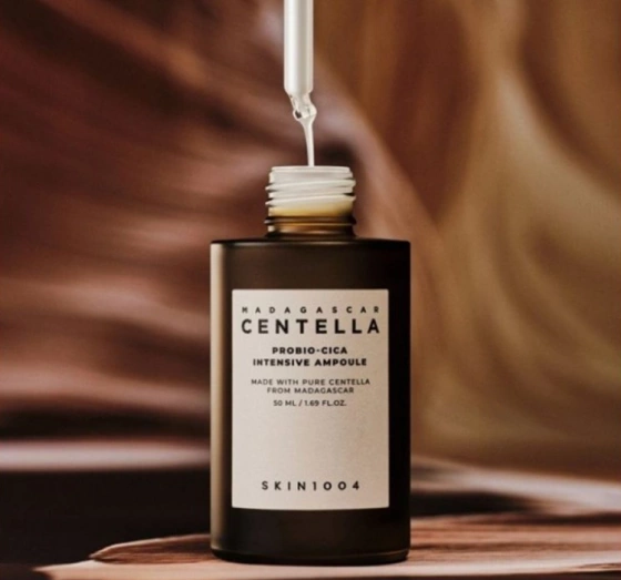 SKIN1004 Madagascar Centella Probio-Cica Intensive Ampoule регенеруюча сироватка для обличчя 50 мл