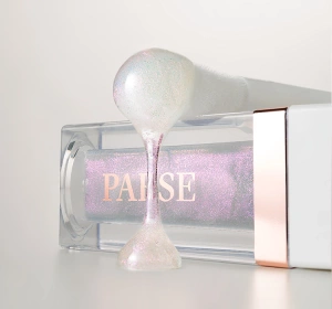 PAESE GLOWEROUS БЛИСК ДЛЯ ГУБ 03 SPARKLE 5МЛ