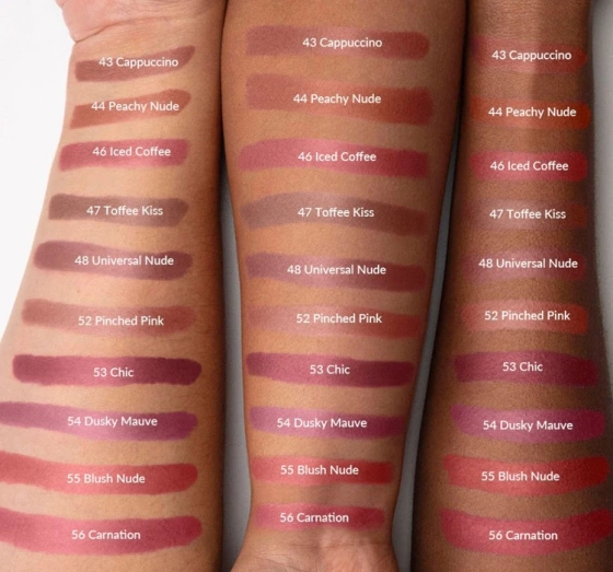 Avon Ultra Colour Creamy Lipstick ультракремовая помада 68 Red 2000 3,6 г