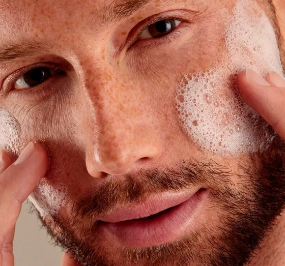 Натисніть на картинку, щоб її збільшити NIVEA MEN ACTIVE ENEGRY FACE WASH ГЕЛЬ ДЛЯ МИТТЯ ОБЛИЧЧЯ 100МЛ