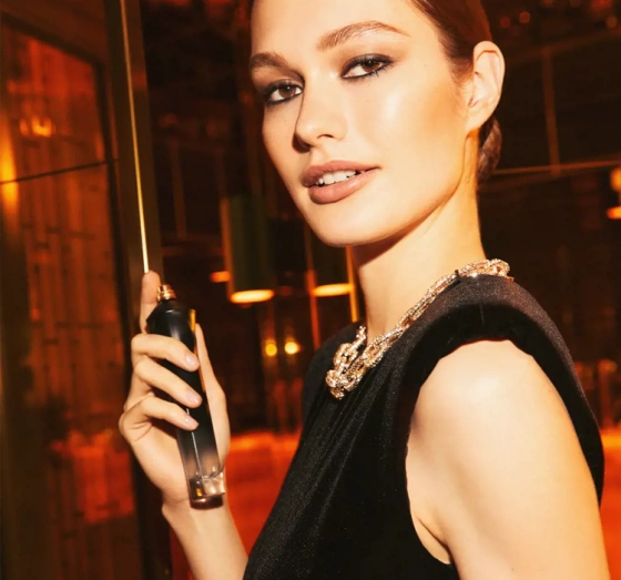 Нажмите на картинку, чтобы ее увеличить Oriflame Divine Dark Velvet парфюмированная вода 50 мл