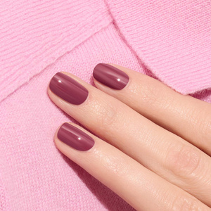 Manucurist Green — классический лак для ногтей Victoria Plum, 15 мл