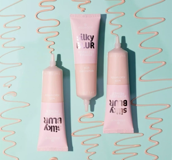 Нажмите на картинку, чтобы ее увеличить Essence Silky Blur Poreless Primer разглаживающая база под макияж 30 мл