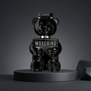 Moschino Toy Boy парфумована вода у спреї 100 мл + 10 мл + бальзам після гоління 100 мл + гель для душу 100 мл 