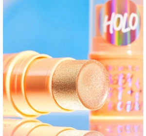 Essence Baby Got Holo Glow хайлайтер для лица 10 Holy Apricotly 5г