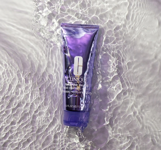 Clinique Take The Day Off шовковистий очищувальний мус 125 мл