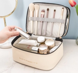 eCarla дворівнева дорожня косметичка KS92WZ3 Бежевая