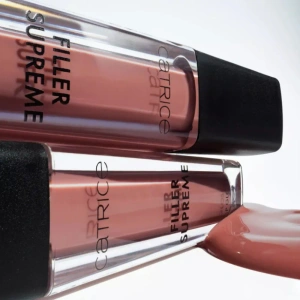 Catrice Lip Gloss Filler Supreme классический блеск для губ 050 Nude, Not Rude 3,2 мл