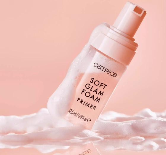 Catrice Soft Glam Foam база-пена под макияж 32,5 мл