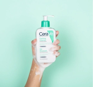CERAVE ОЧИЩУВАЛЬНИЙ ГЕЛЬ ДЛЯ МИТТЯ ДЛЯ ЖИРНОЇ ШКІРИ 236МЛ