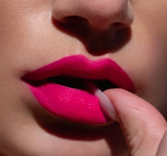 Hedonista Mattemorphosis матовая помада для губ Pink-a-Colada 4,5г