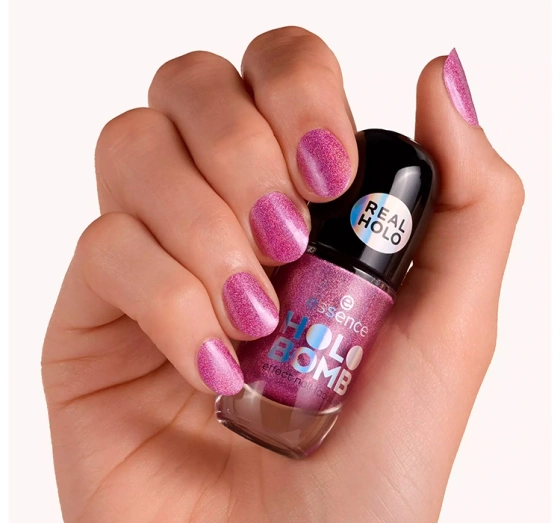 ESSENCE HOLO BOMB ЛАК ДЛЯ НІГТІВ 02 HOLO MOLY 8МЛ