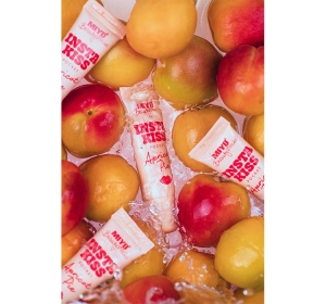 Miyo x Beautyvtricks Insta Kiss pocket бальзам для губ Apricot Pie 12 мл