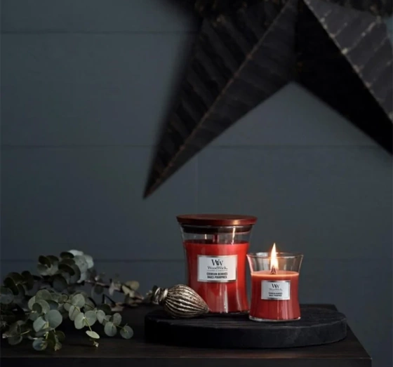 Натисніть на картинку, щоб її збільшити Woodwick Small Jar Candle ароматична свічка Crimson Berries 85 г