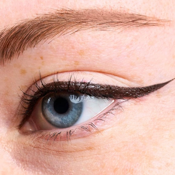 L'Oréal Paris Haute Precision водостойкая жидкая подводка для глаз 020 Brown Leather / Brun Leather 1 мл