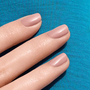 Manucurist Green — класичний лак для нігтів Shell Beige, 15 мл