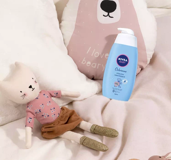 NIVEA BABY ЗВОЛОЖУВАЛЬНЕ ОКСАМИТОВЕ МОЛОЧКО 500МЛ