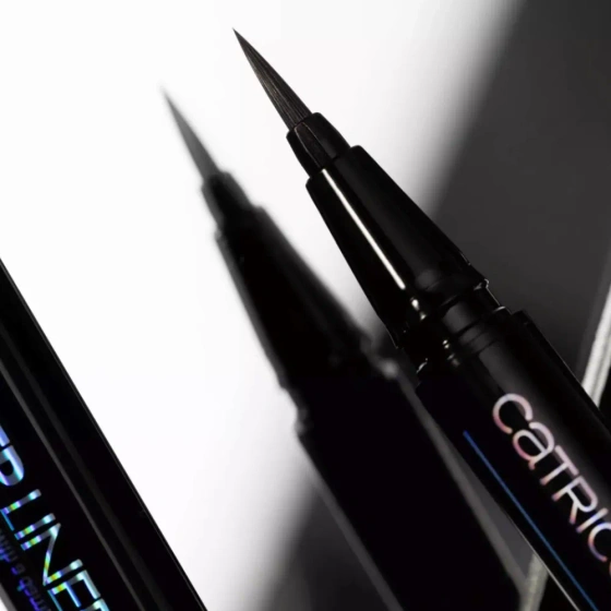 Нажмите на картинку, чтобы ее увеличить Catrice Hyper Liner подводка с кисточкой 010 Classic Black 0,52 мл