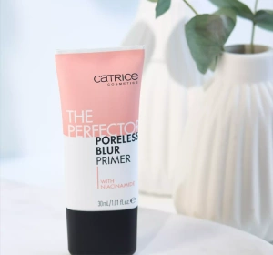 Catrice The Perfector Poreless Blur Primer разглаживающая база под макияж 30мл