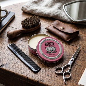 Reuzel Pink Grease Heavy Hold помада для укладки волосся 95 г