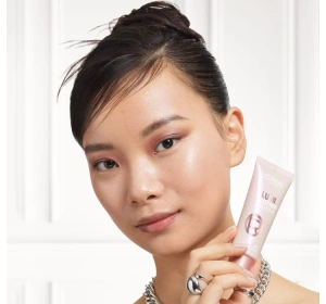 LOREAL LUMI GLOTION ЖИДКИЙ ХАЙЛАЙТЕР 901 FAIR GLOW40МЛ