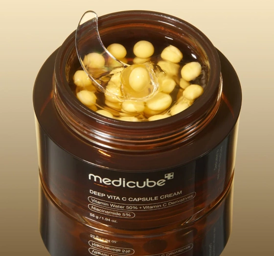 Medicube Deep Vita C Capsule Cream осветляюще-укрепляющий крем для лица в капсулах 55 г