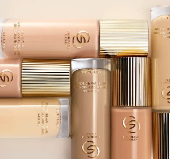 Oriflame Giordani Gold Age Defying SPF12 тональний засіб з сироваткою Vanilla Neutral  30мл