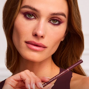L'Oréal Paris Haute Couleur Kohl кремовий олівець для очей 150 Burgundy Cashmere / Bordeaux Cashmere 1,2 г