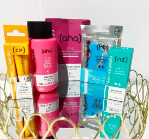 SKINCYCLOPEDIA ТКАНЕВАЯ МАСКА ДЛЯ ЛИЦА НА НОЧЬ С КИСЛОТАМИ 5% AHA 20МЛ