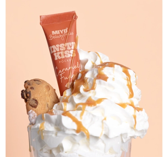 Miyo x Beautyvtricks Insta Kiss pocket бальзам для губ Caramel Fudge 12 мл