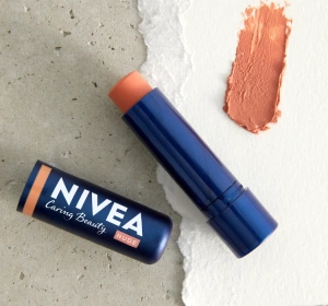 NIVEA CARING BEAUTY ГИГИЕНИЧЕСКАЯ ПОМАДА ДЛЯ ГУБ И ЩЕК 3В1 NUDE 4,8Г