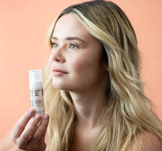 MAKE ME BIO BLOOMI FOREVER YOUNG КРЕМ ДЛЯ ЛИЦА ДЛЯ ВОССТАНОВЛЕНИЯ ЖИЗНЕННОЙ СИЛЫ КЛЕТОК КОЖИ 30 МЛ