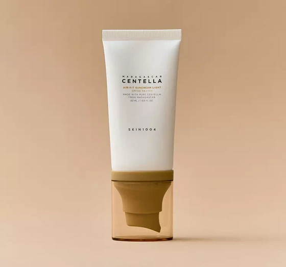 SKIN1004 CENTELLA AIR-FIT SUNCREAM LIGHT SPF30 ЛЕГКИЙ СОЛНЦЕЗАЩИТНЫЙ КРЕМ ДЛЯ ЛИЦА 50МЛ