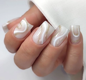 CLAVIER FRENCH BASE COAT БАЗА ДЛЯ ГЕЛЬ-ЛАКА F01 MILKY WAY 10МЛ