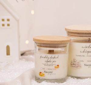 NACOMI FRAGRANCES АРОМАТИЧНА СОЄВА СВІЧКА FRESHLY BAKED APPLE PIE 140Г
