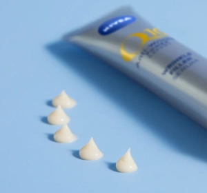NIVEA Q10 ЗАСІБ ДЛЯ ЗАПОВНЕННЯ ЗМОРШОК 15МЛ