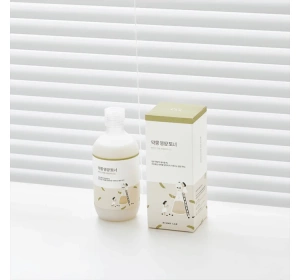 Round LAB Soybean живильний тонік для обличчя 300 мл