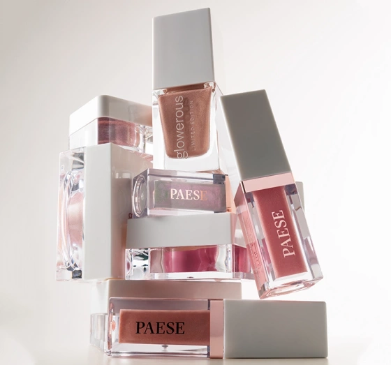 PAESE GLOWEROUS КРЕМОВІ РУМ'ЯНА ДЛЯ ЩІК MILK ROSE 12Г