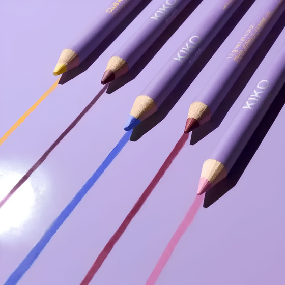 KIKO Milano Club K Glide & Go Eye Pencil карандаш для глаз 24 Clubcore 1,1 г