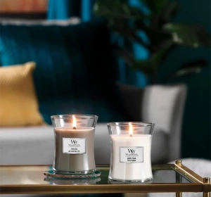 Woodwick Medium Jar Candle ароматическая свеча Fireside 275 г