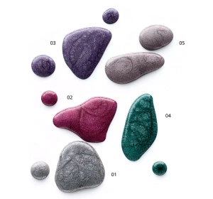 ESSENCE HOLO BOMB ЛАК ДЛЯ НІГТІВ 02 HOLO MOLY 8МЛ