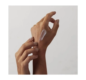 Avon Care Gentle крем для рук з мультибіотиками та вітаміном Е 75мл